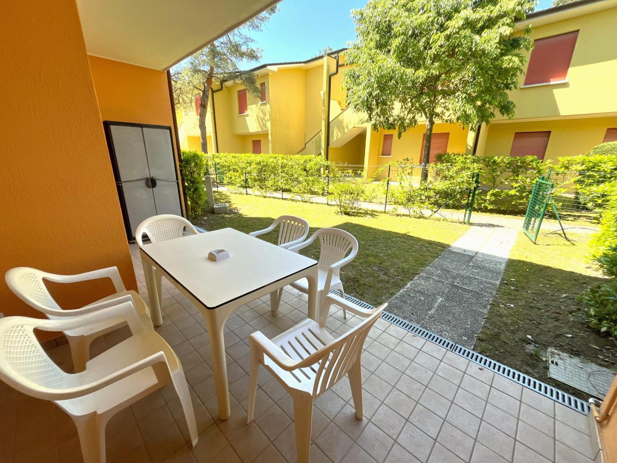 Villaggio Azzurro - Appartamenti Bibione Bagian luar foto