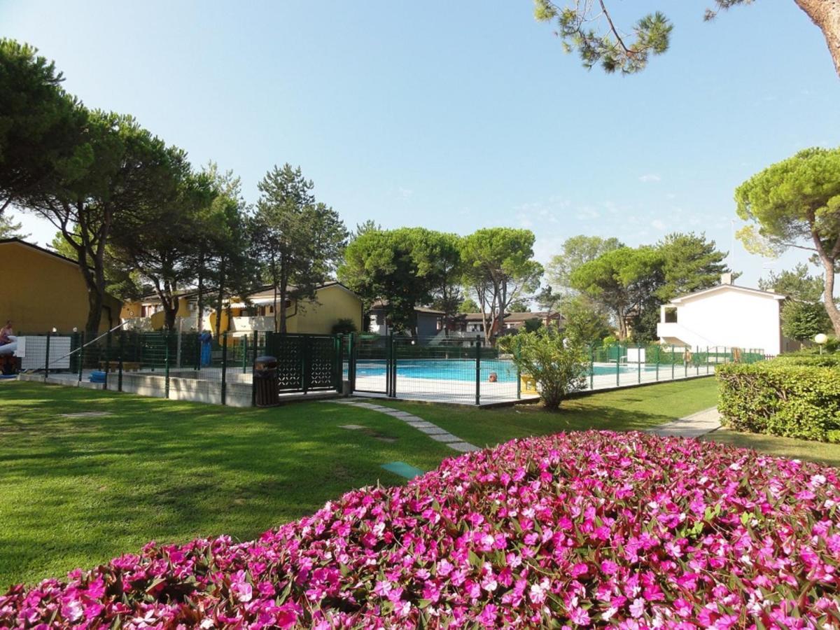 Villaggio Azzurro - Appartamenti Bibione Bagian luar foto