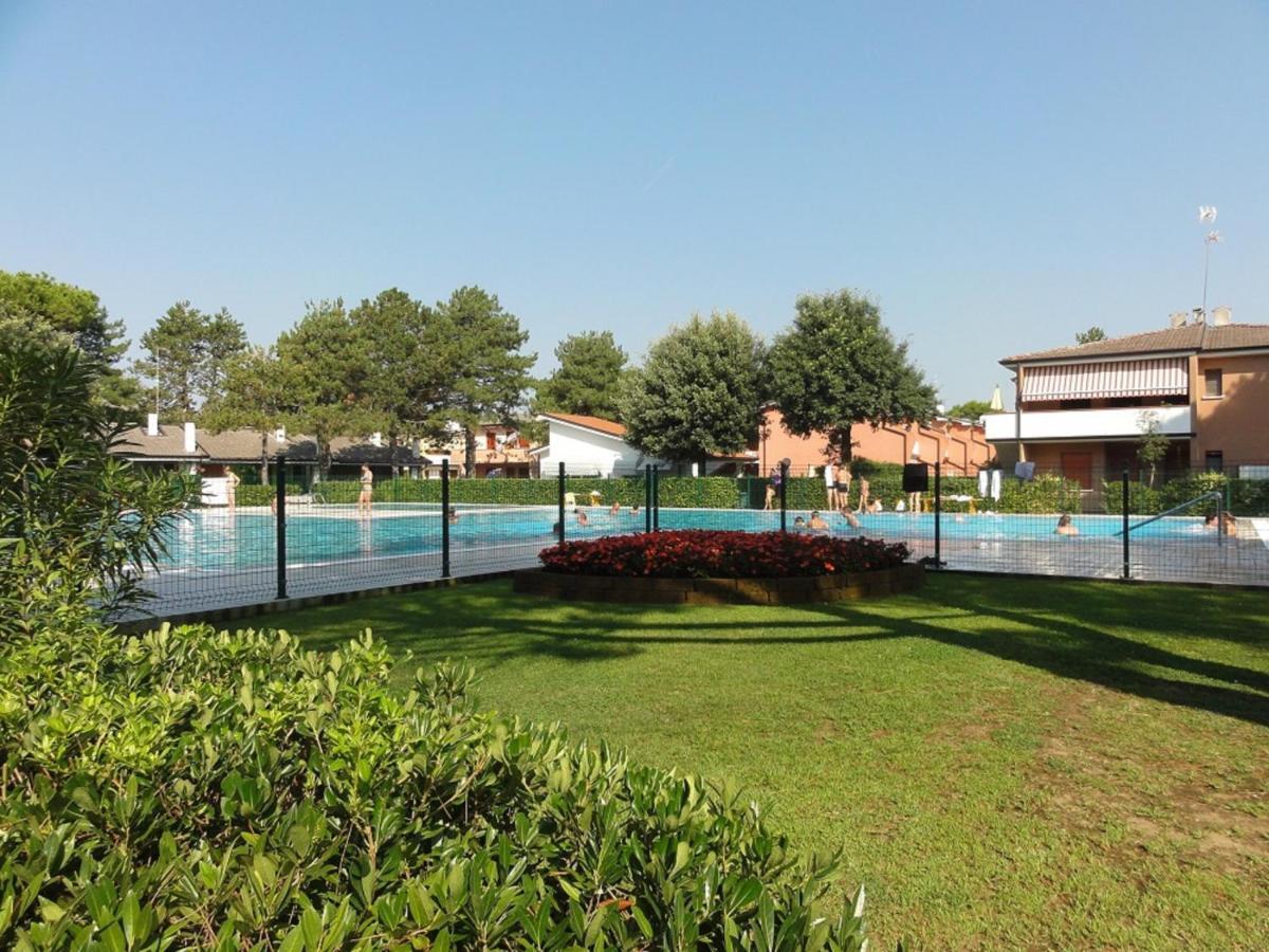 Villaggio Azzurro - Appartamenti Bibione Bagian luar foto