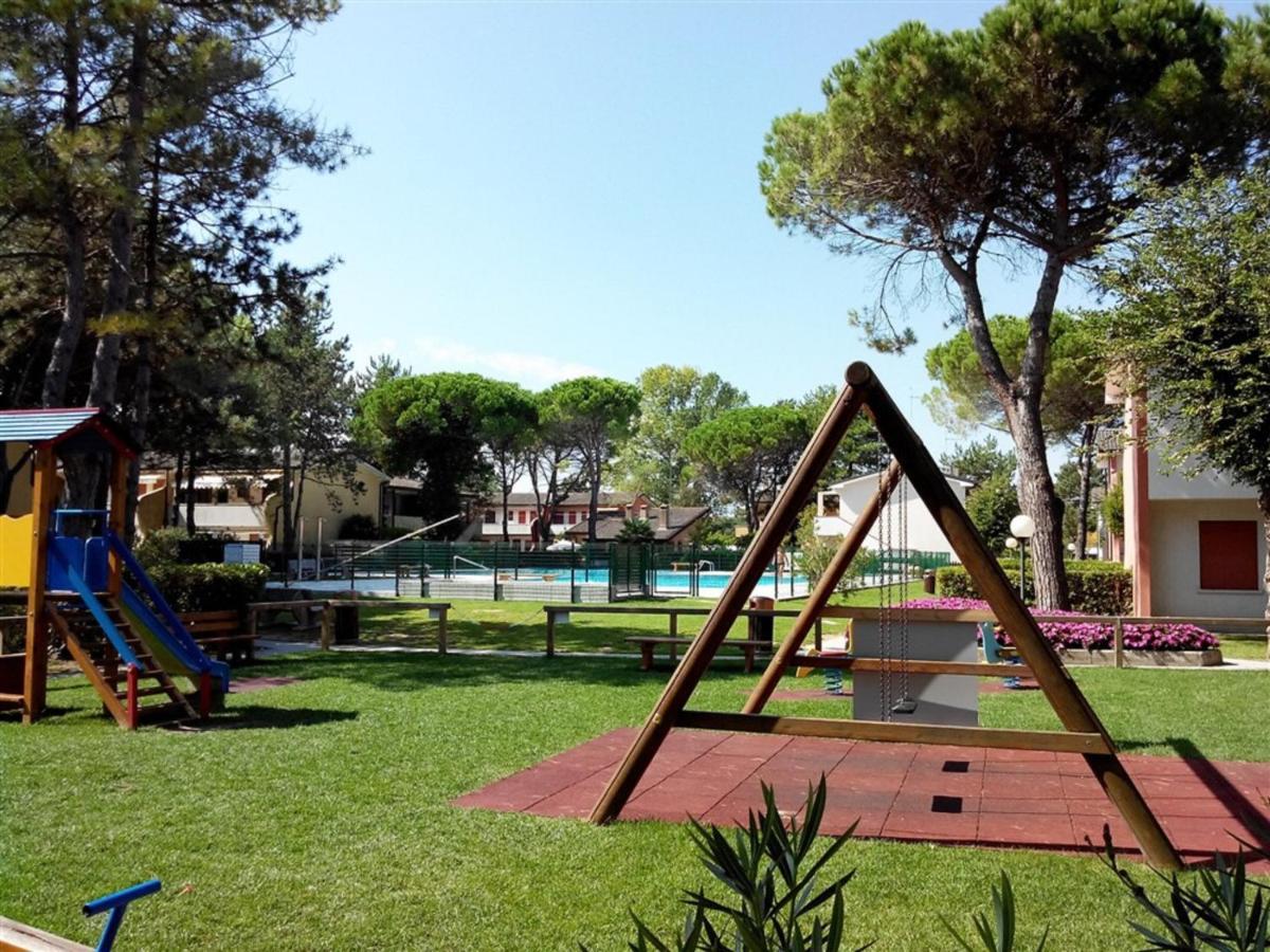 Villaggio Azzurro - Appartamenti Bibione Bagian luar foto